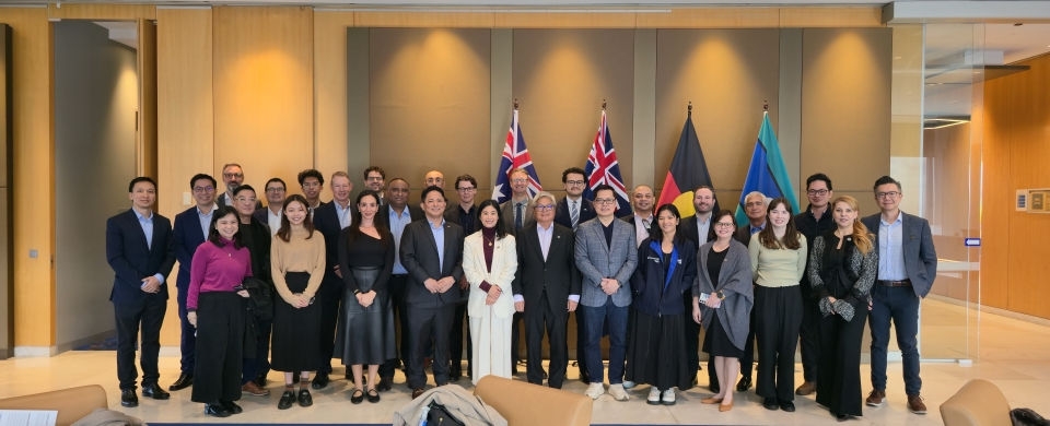 Philippine delegation to Australia on tech mission.