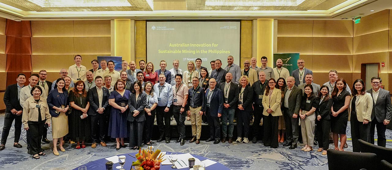 Group of delegates at the Sustainable Mining event in the Philippines