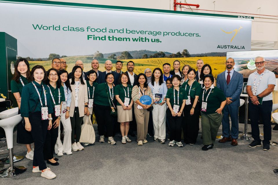 Australian agrifood exporters group photo at FHA 2026 event
